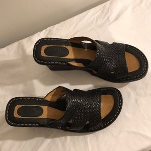 Born brand black slides Shoes Handcrafted Size 39/8 MW Nearly New. With Box $28.